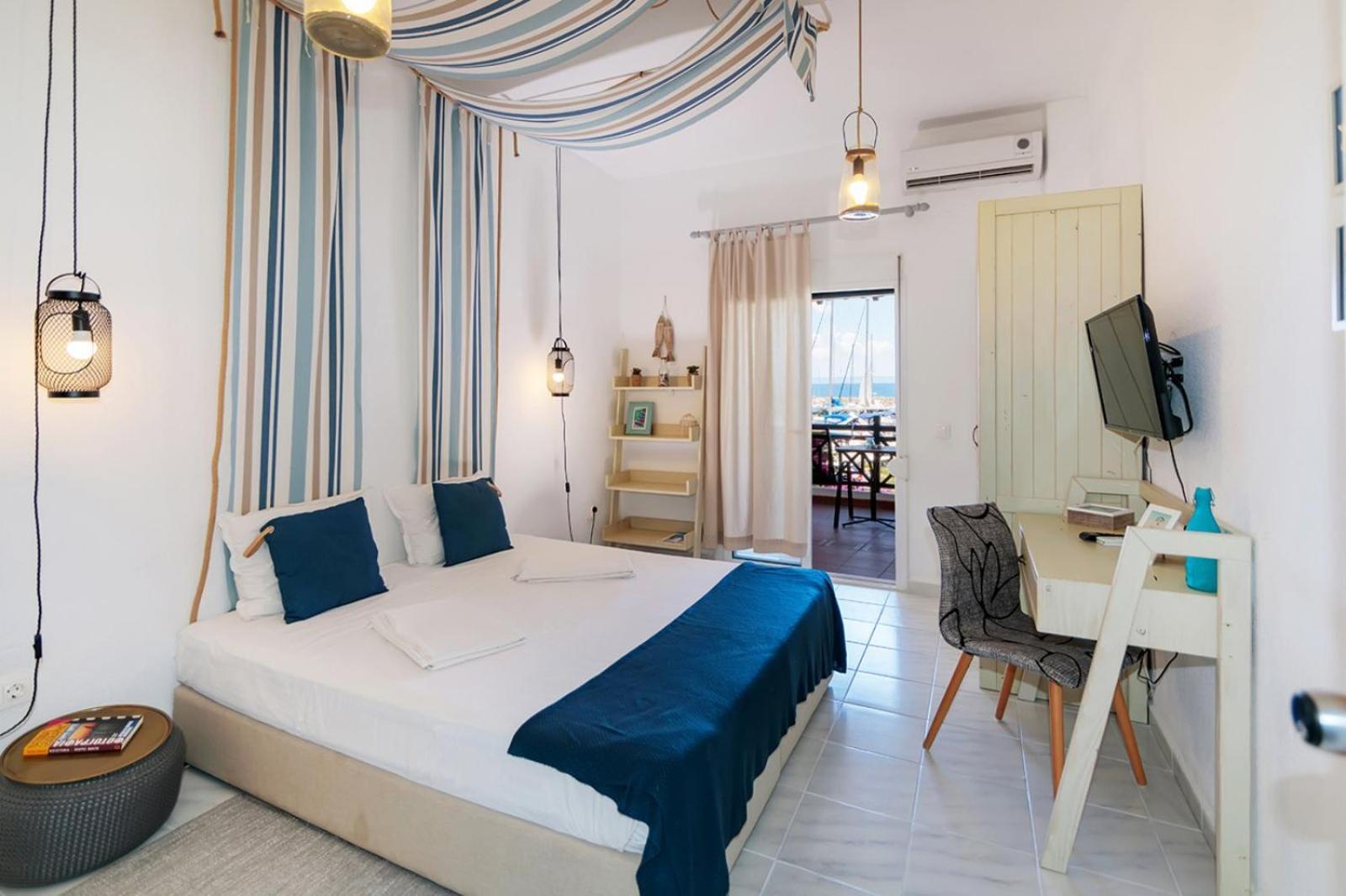Ferienwohnung Nikiti Seafront Blue Exterior foto